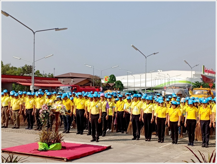 ﻿สำนักงานบังคับคดีจังหวัดศรีสะเกษ เข้าร่วมกิจกรรมจิตอาสา “เราทำความดี เพื่อชาติ ศาสน์ กษัตริย์” เนื่องในวันยุทธหัตถีของสมเด็จพระนเรศวรมหาราช